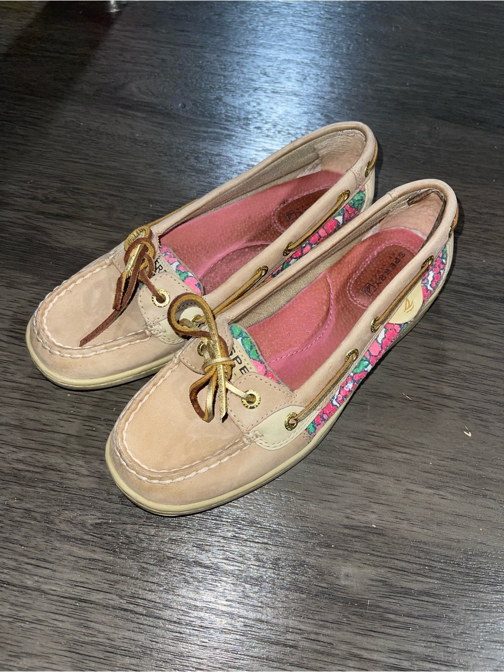 Sperry Women’s Sz 6 Tan Boat Shoes with Pink Floral Trim Business Casual